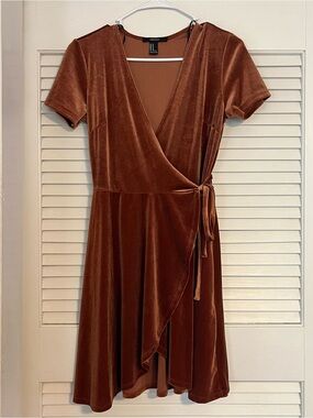 Forever 21 Copper Velvet Short Sleeve Wrap Dress - Medium